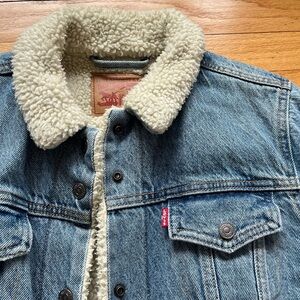 Levi’s Sherpa RBG jacket